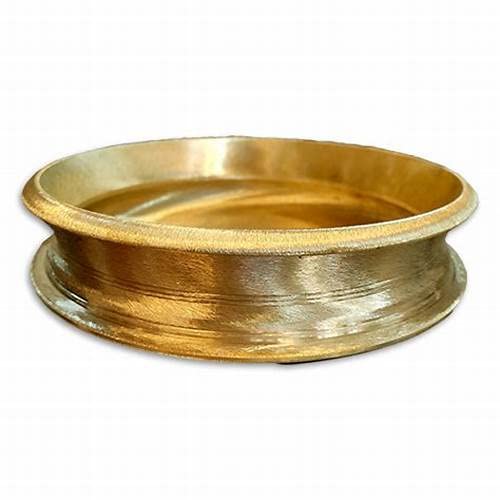 41POZYyllnL TamraPatra Handcrafted Pure Kerala Bronze Uruli /Cooking Pot/kadhai (12 inch)